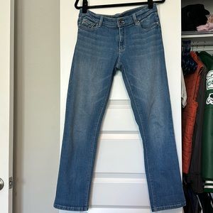 White House Black Market Women’s Blue Jean Size 8R Slim Ankle